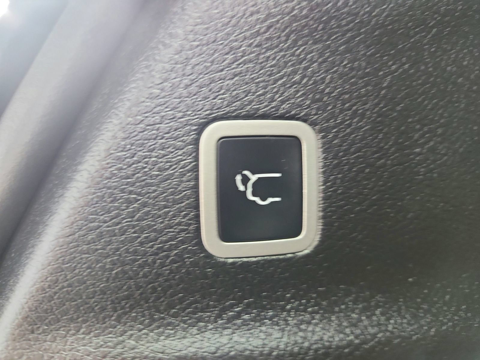 Used 2025 Chrysler Pacifica Select FWD image 52