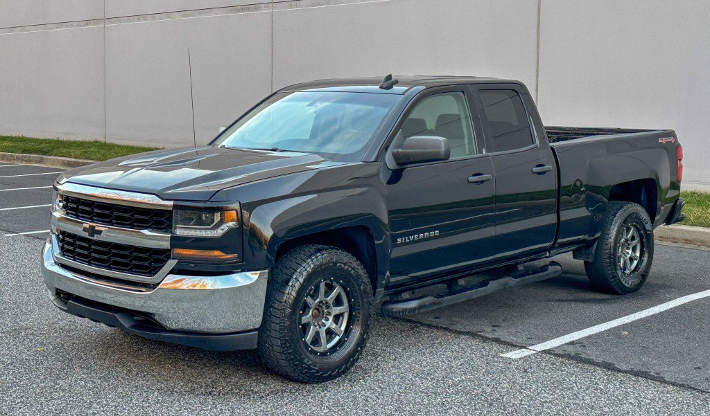 Used 2016 Chevrolet Silverado 1500 W/T w/ Black Out Edition image 3