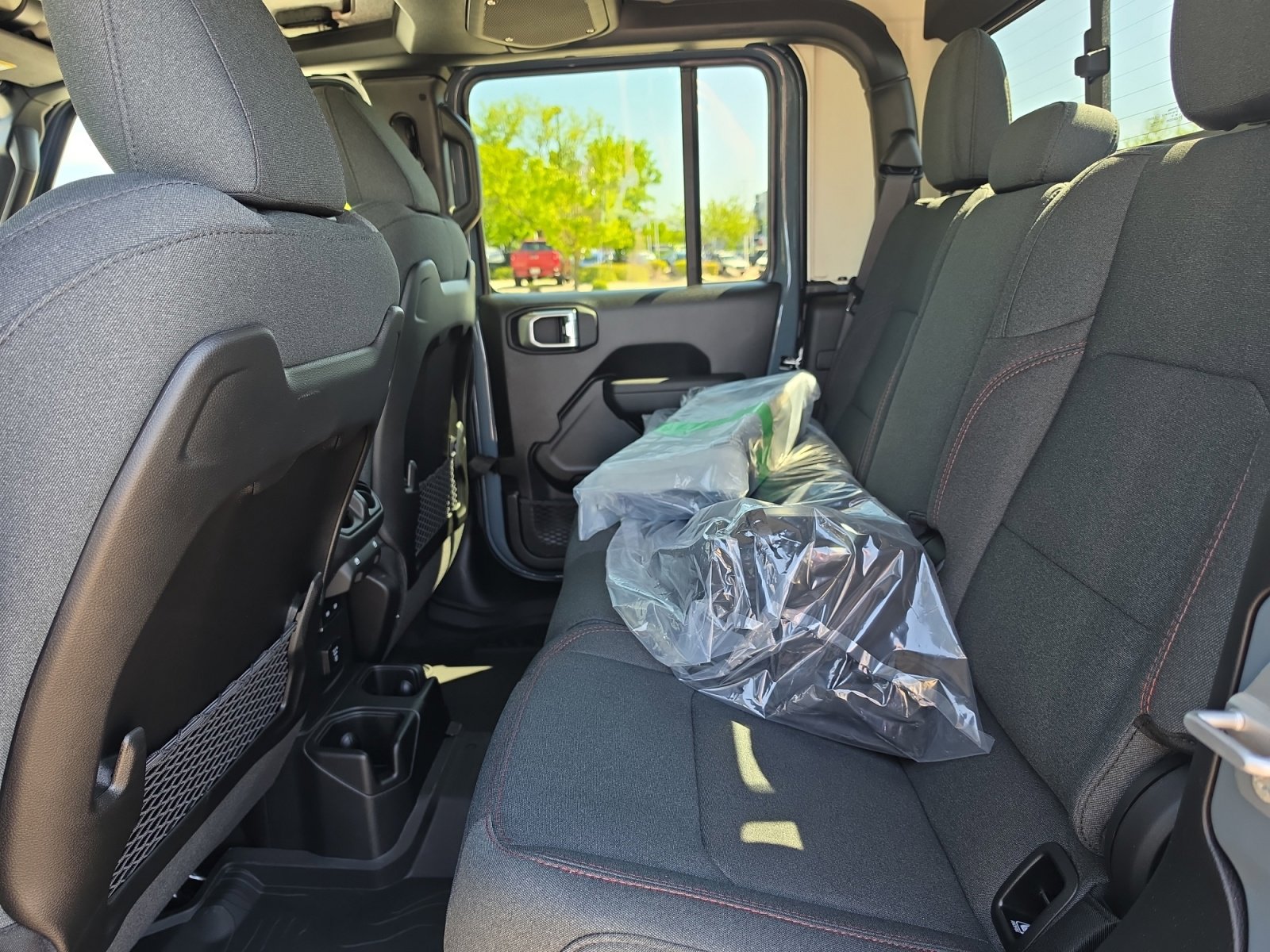 New 2026 Jeep Gladiator Rubicon AWD/4WD image 29