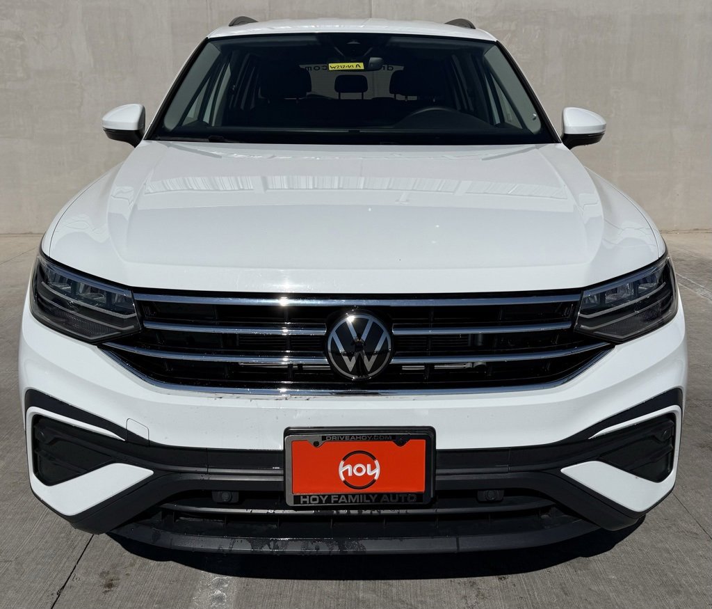 Used 2024 Volkswagen Tiguan S image 2