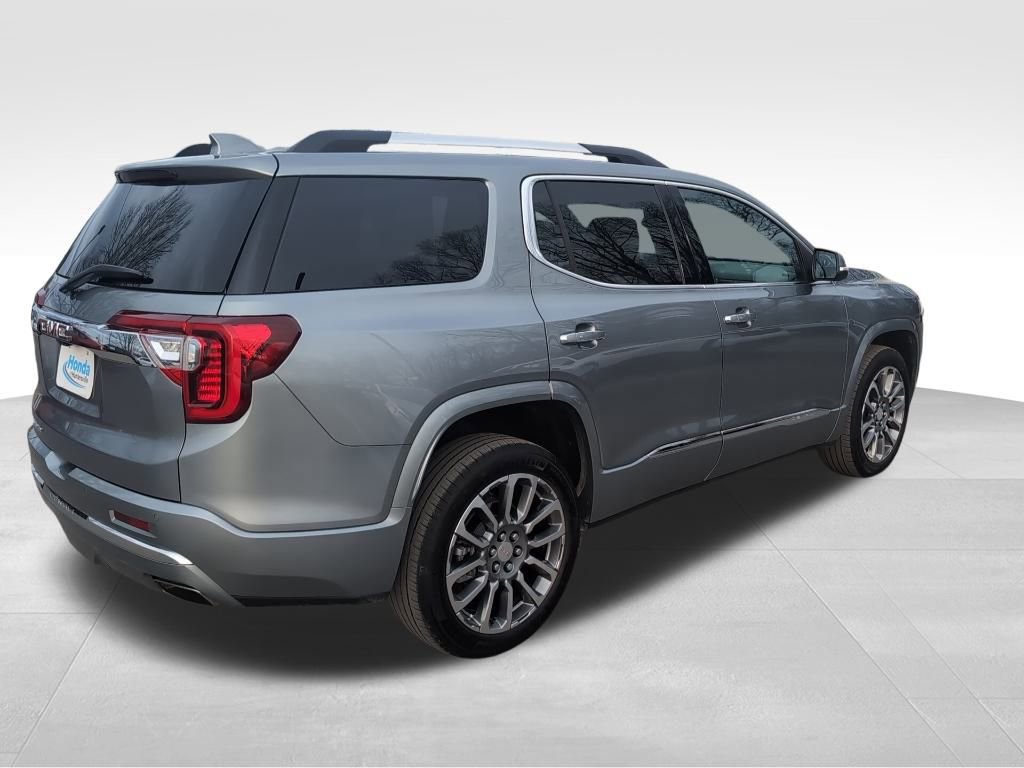 Used 2023 GMC Acadia Denali w/ Denali Ultimate Package image 8
