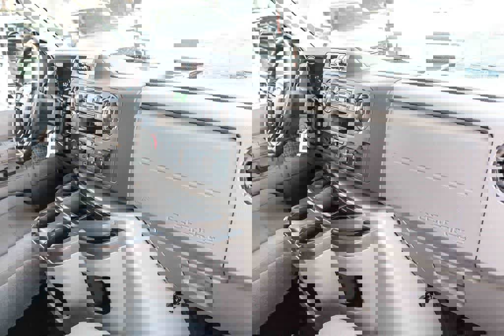 New 2026 Ford E-350 and Econoline 350 Super Duty w/ Power Equipment Group image 17