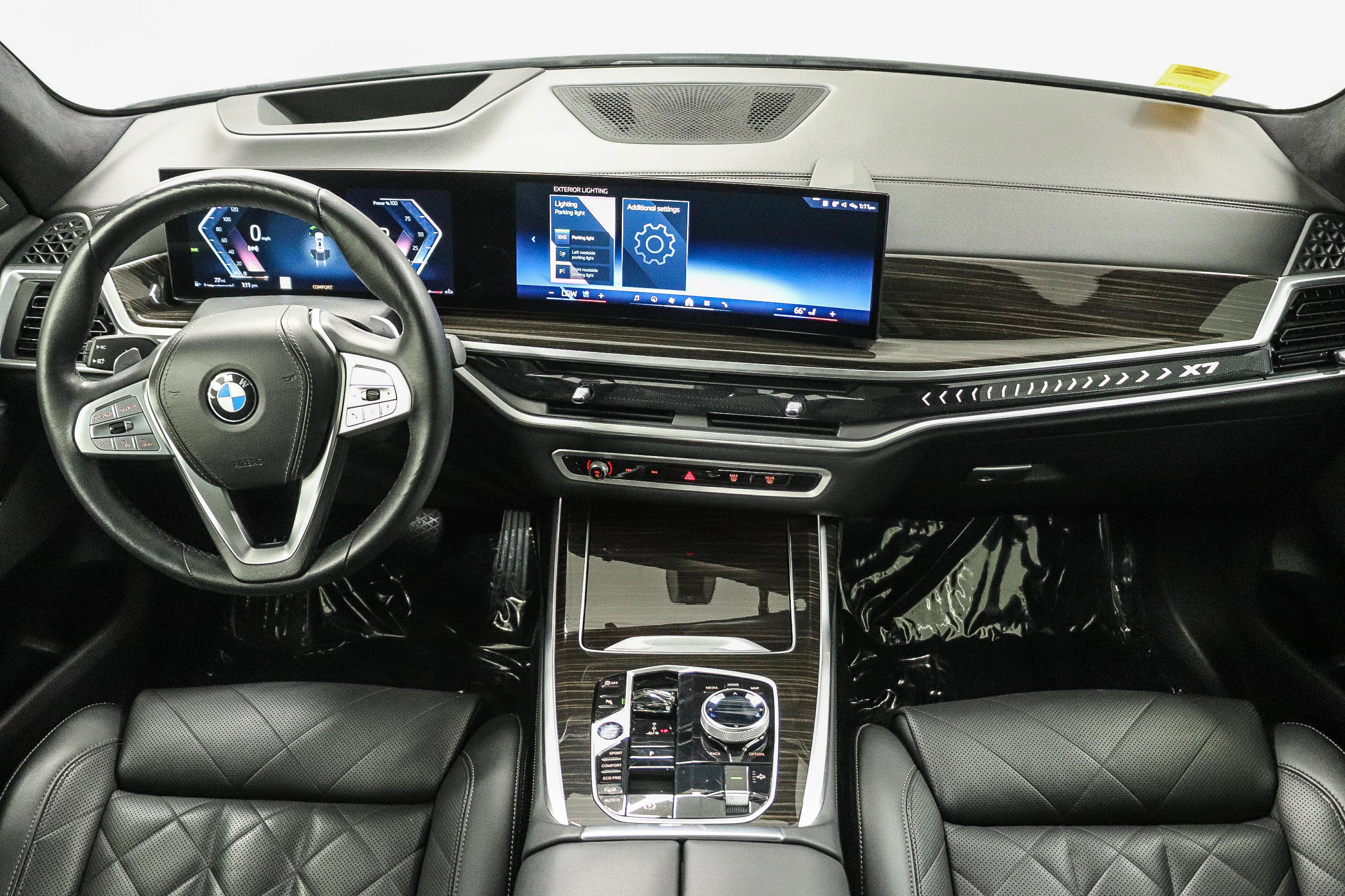 Used 2024 BMW X7 xDrive40i w/ Executive Package AWD/4WD image 12