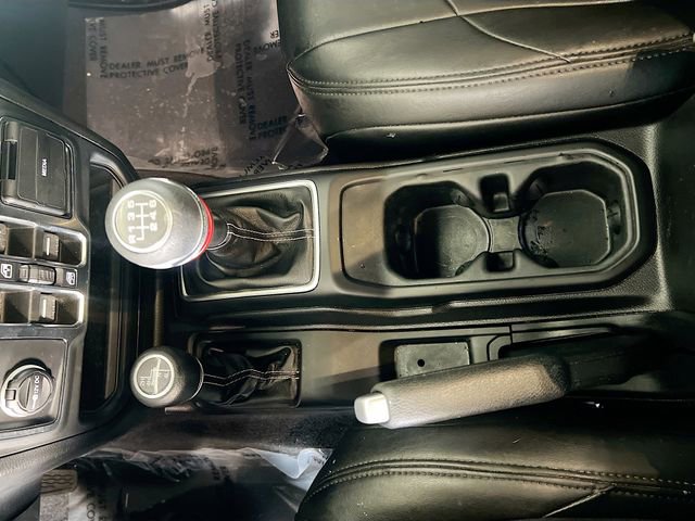 Used 2018 Jeep Wrangler Unlimited Sahara image 24