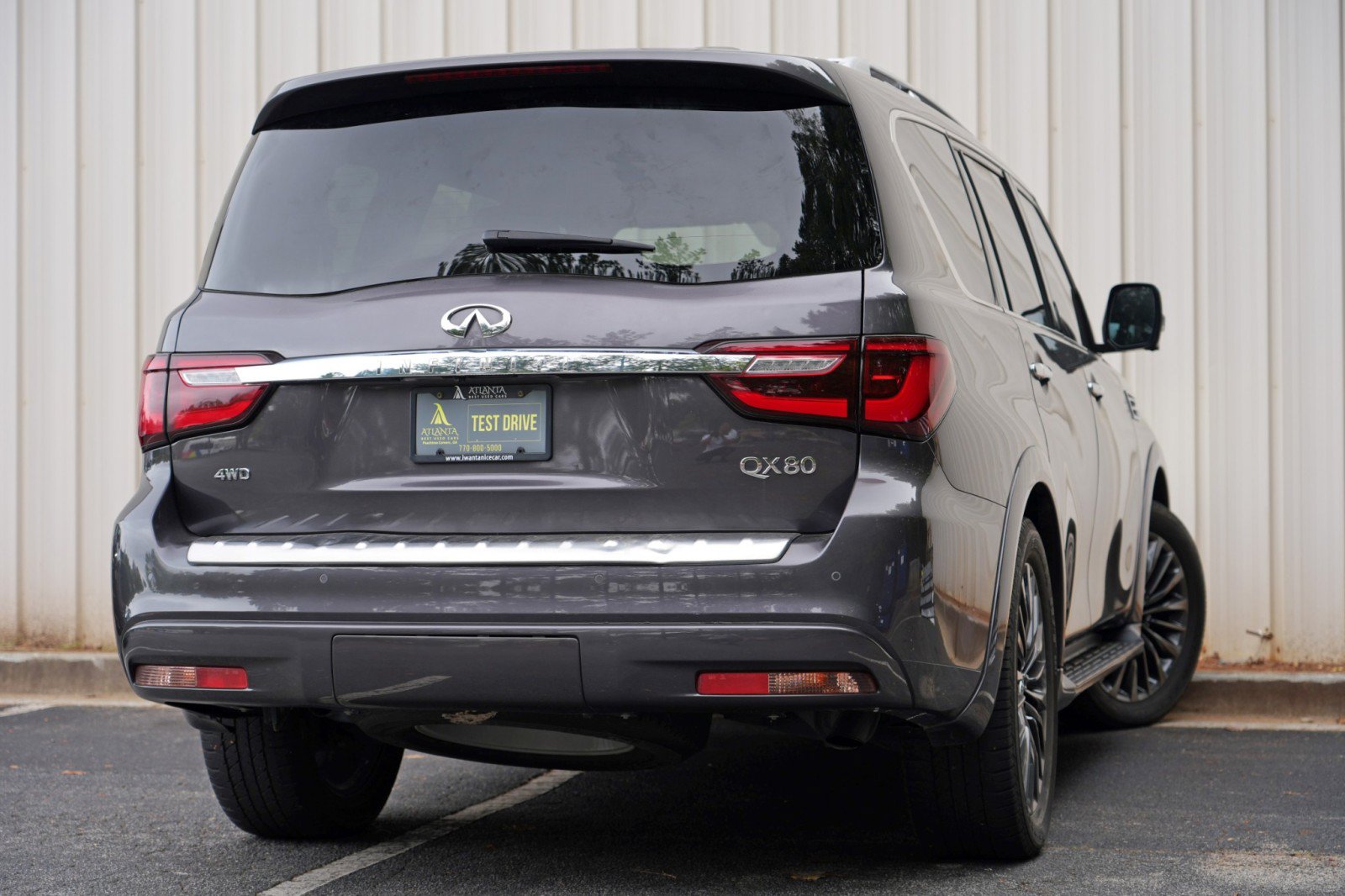 Used 2022 INFINITI QX80 Sensory w/ All-Season Package AWD/4WD image 4