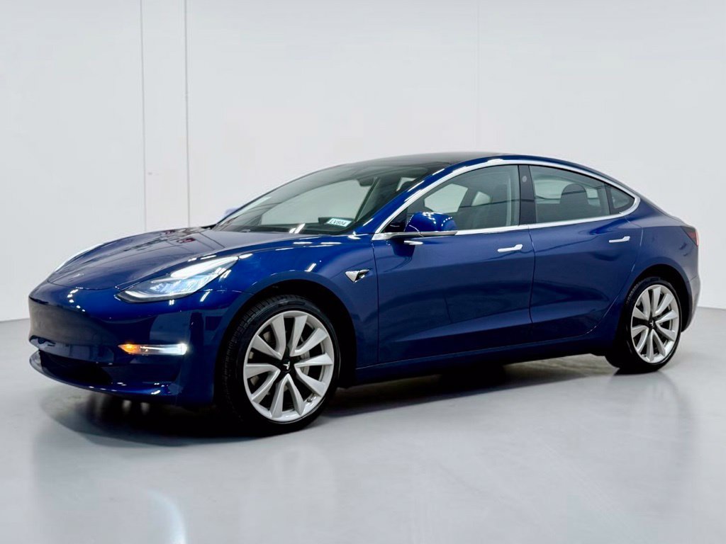 Used 2019 Tesla Model 3 Standard Range Plus RWD image 3