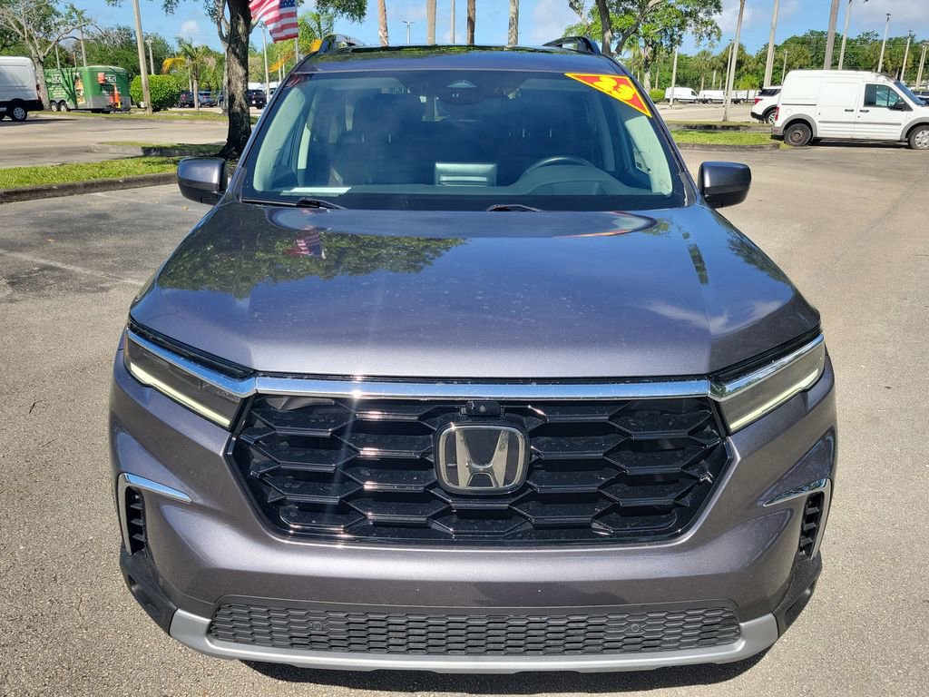 Used 2023 Honda Pilot Elite image 8