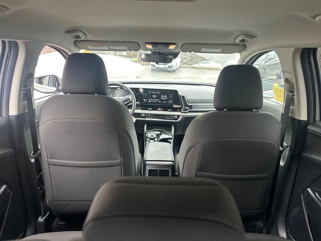 Used 2025 Kia Sportage LX image 13