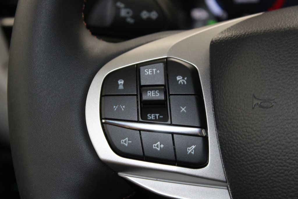 New 2026 Ford Explorer Active RWD image 37