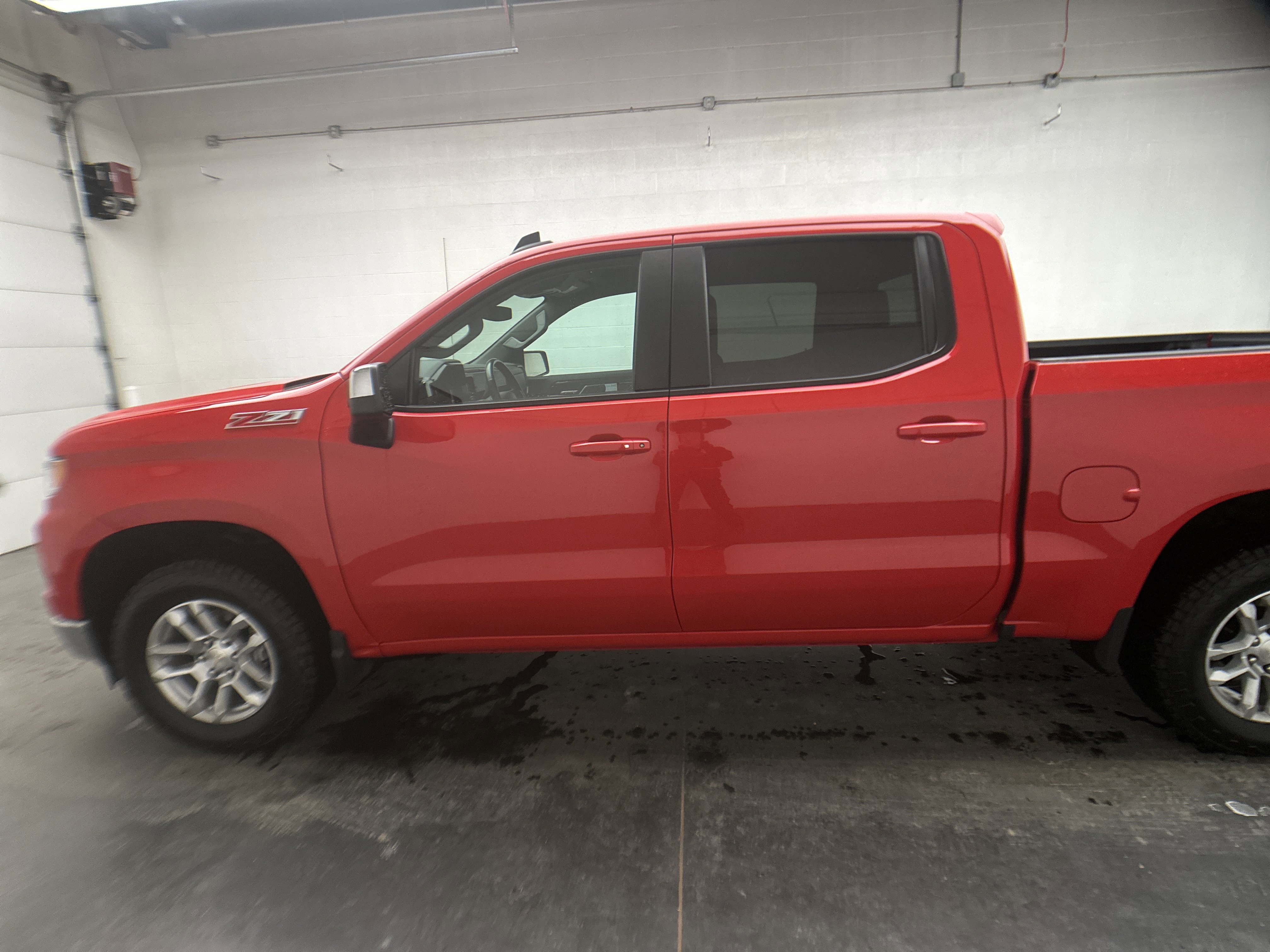 Used 2023 Chevrolet Silverado 1500 LT image 37