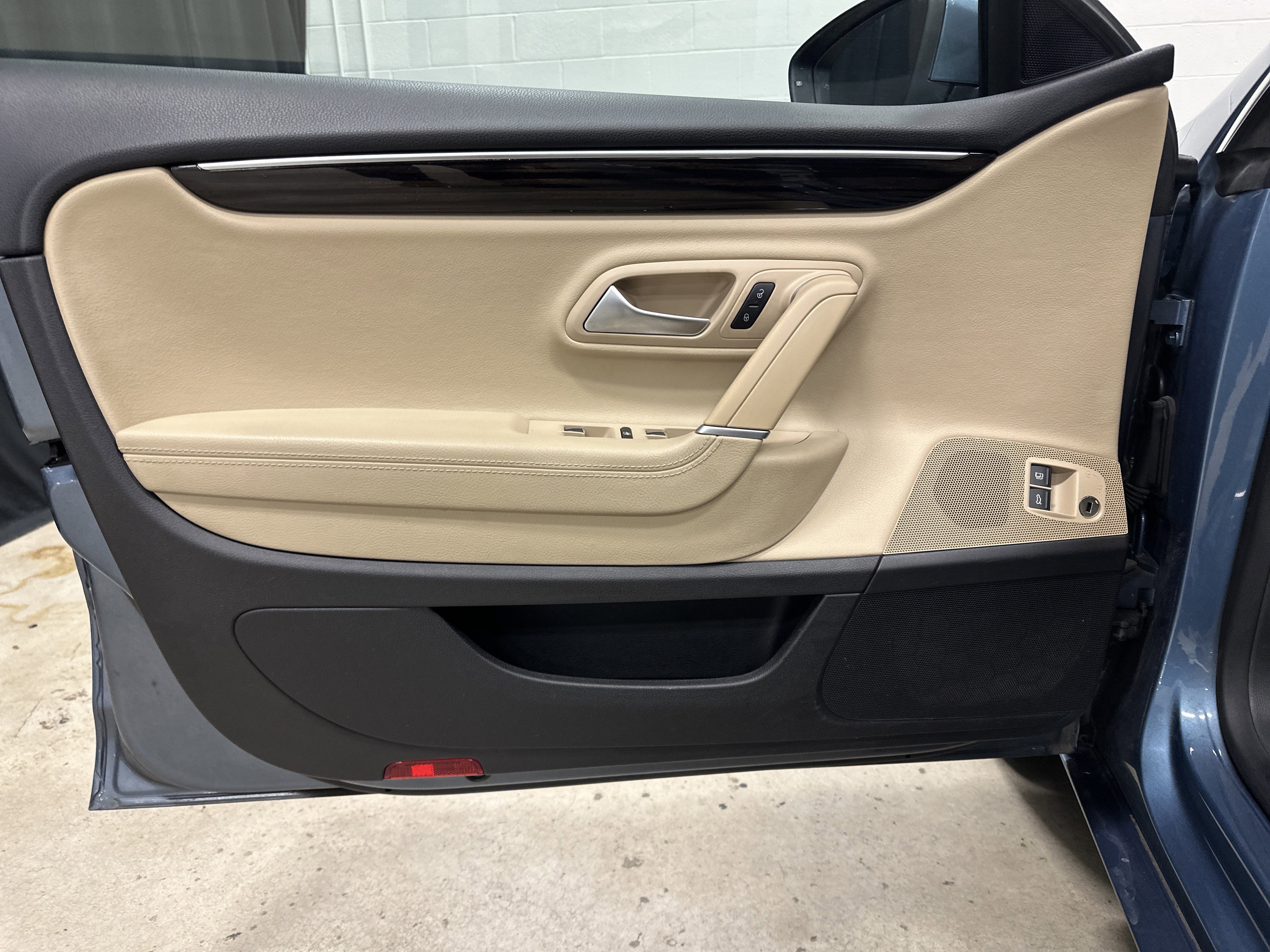 Used 2017 Volkswagen CC Sport image 14