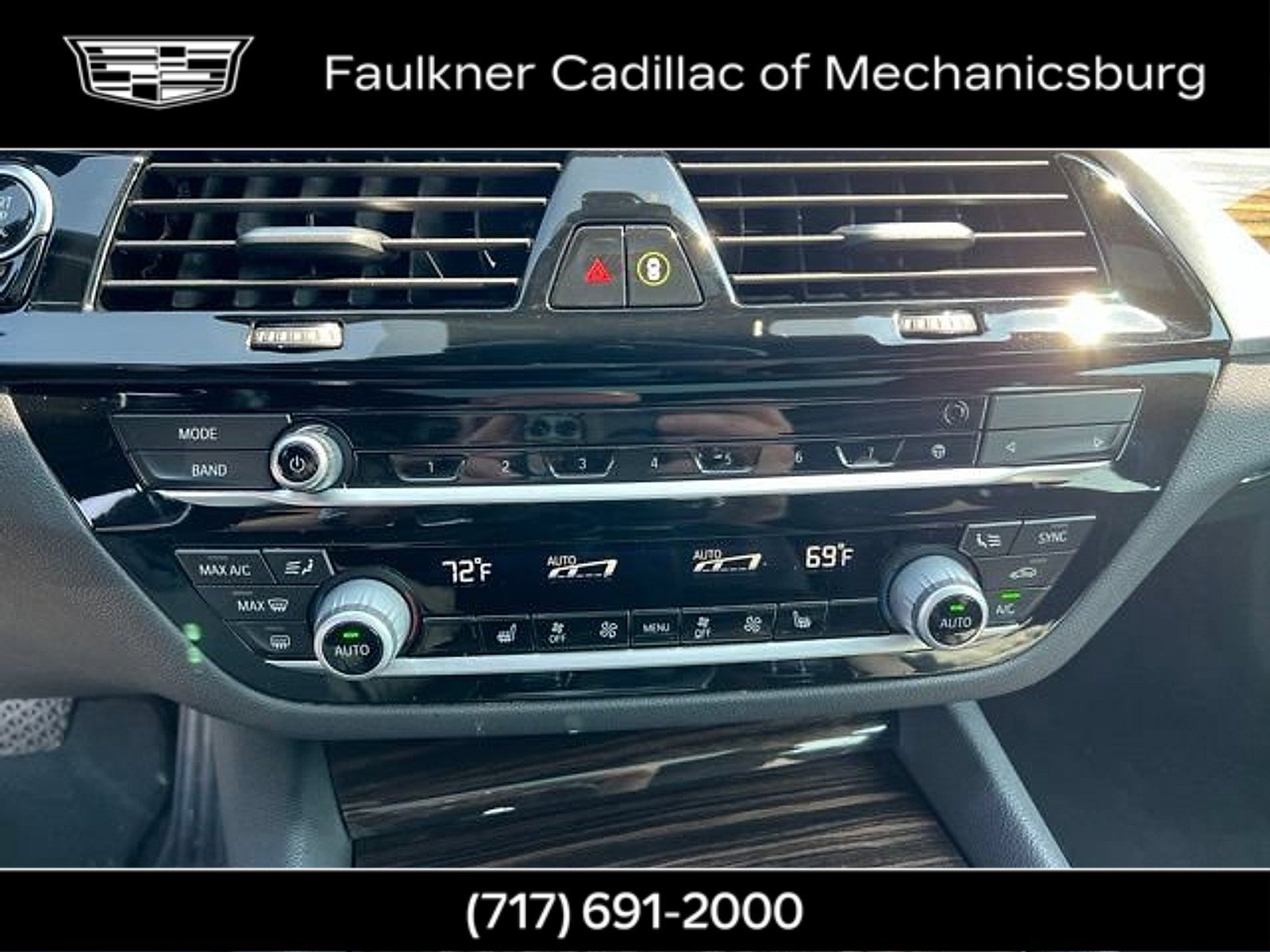 Used 2020 BMW 530i xDrive w/ Convenience Package AWD/4WD image 24