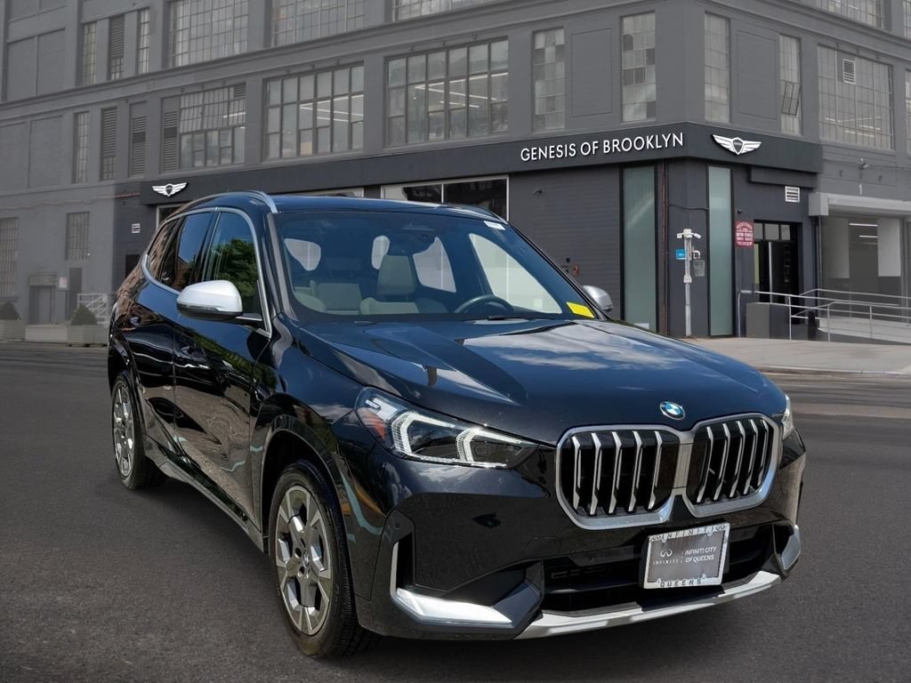Used 2023 BMW X1 xDrive28i w/ Convenience Package AWD/4WD image 2