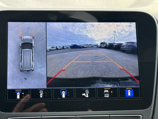 Used 2023 Chevrolet Equinox RS w/ RS Leather Package image 19