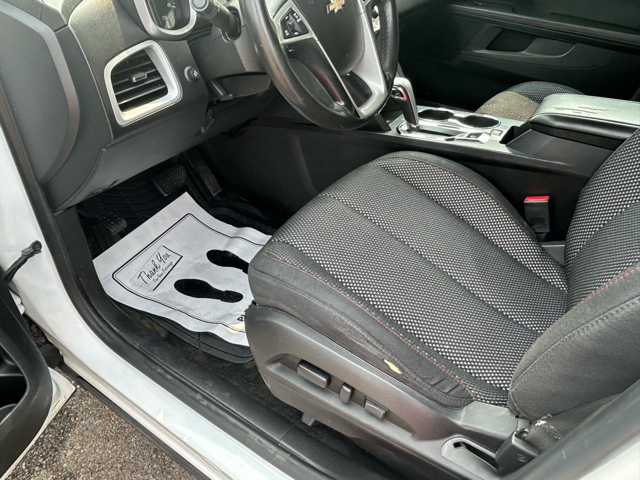 Used 2015 Chevrolet Equinox LT w/ Driver Convenience Package FWD image 10