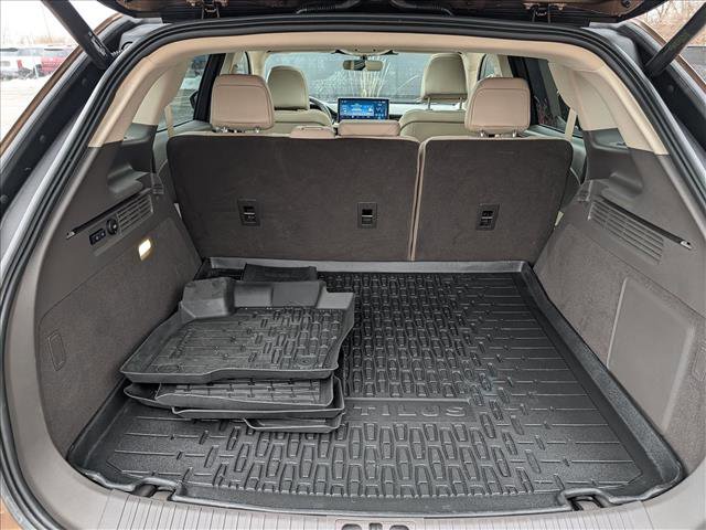 Certified 2022 Lincoln Nautilus Reserve image 21