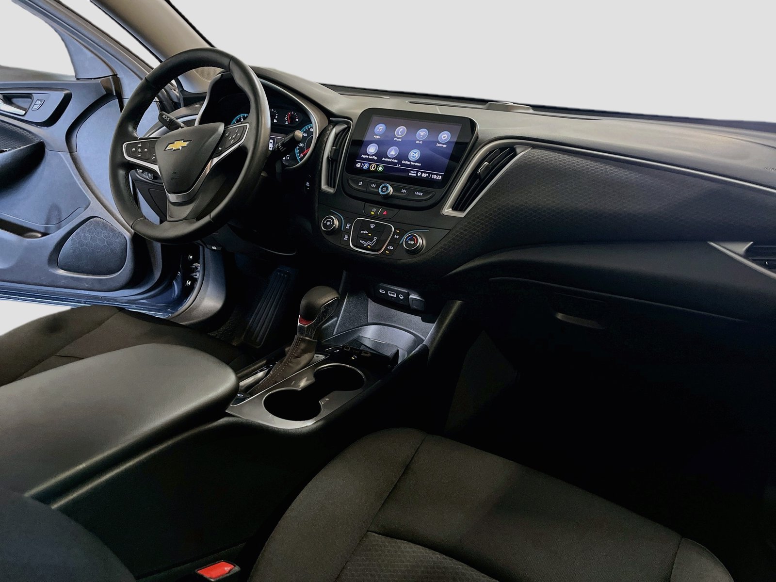 Used 2025 Chevrolet Malibu RS FWD image 23