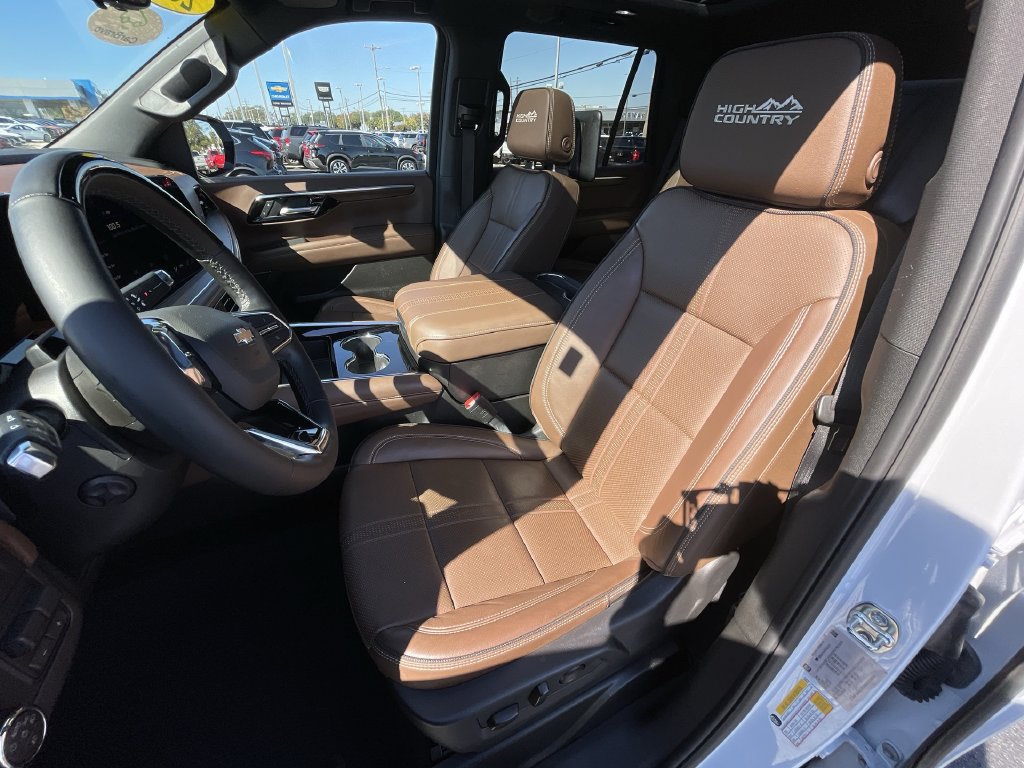 Certified 2026 Chevrolet Tahoe High Country AWD/4WD image 20