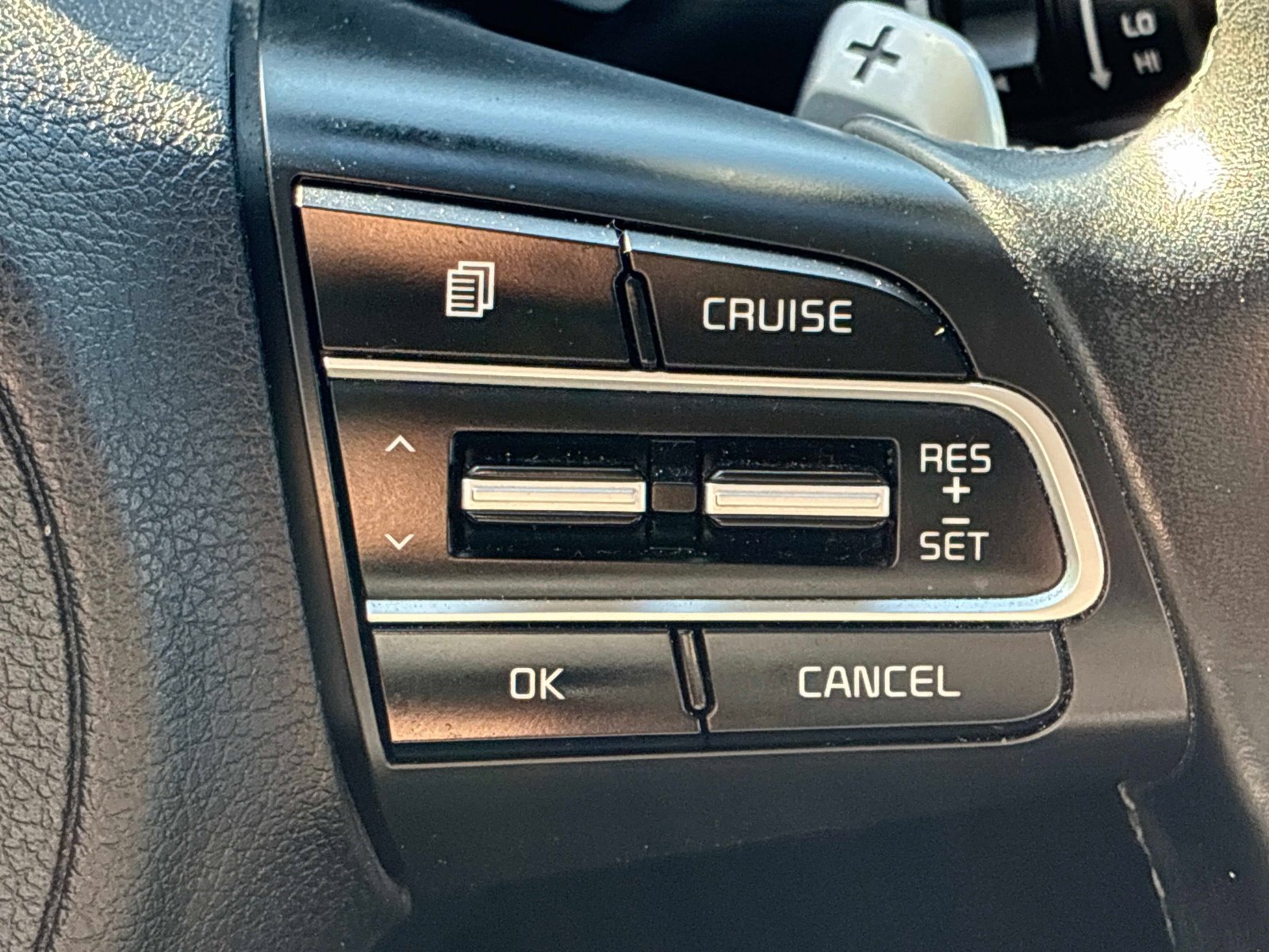 Used 2019 Kia Stinger AWD/4WD image 22