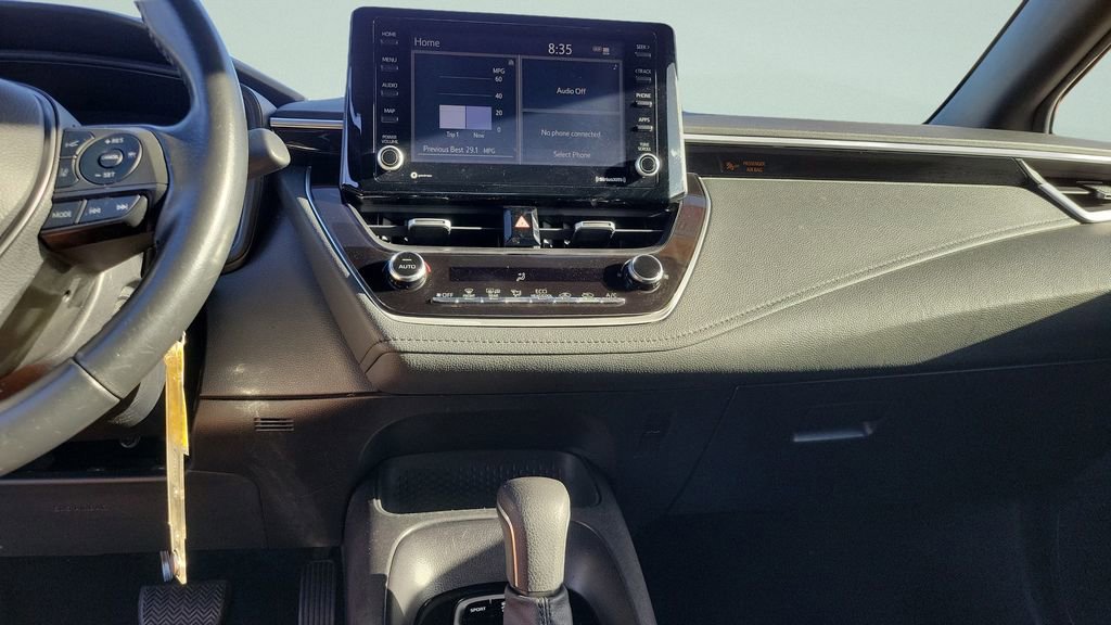 Used 2022 Toyota Corolla SE FWD image 19