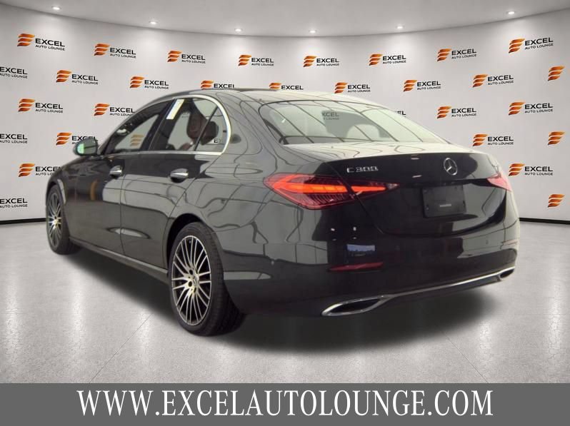 Used 2023 Mercedes-Benz C 300 4MATIC Sedan image 3
