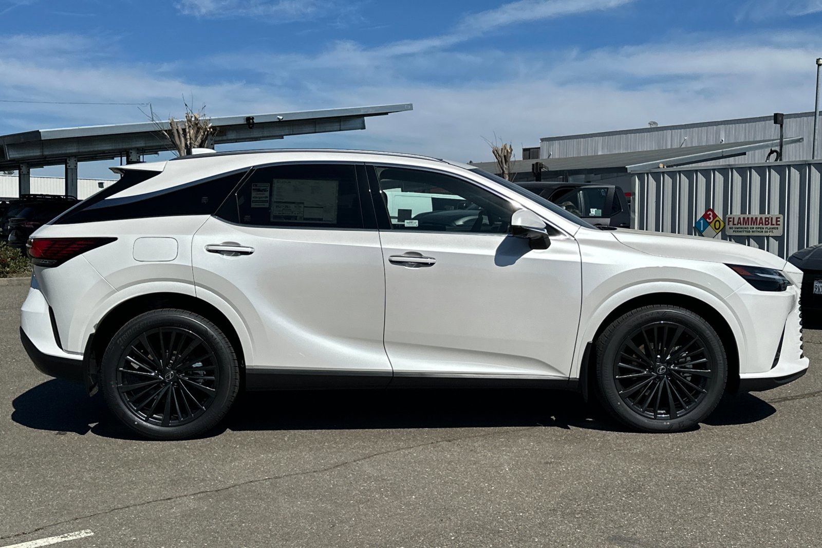 New 2026 Lexus RX 450h AWD image 3