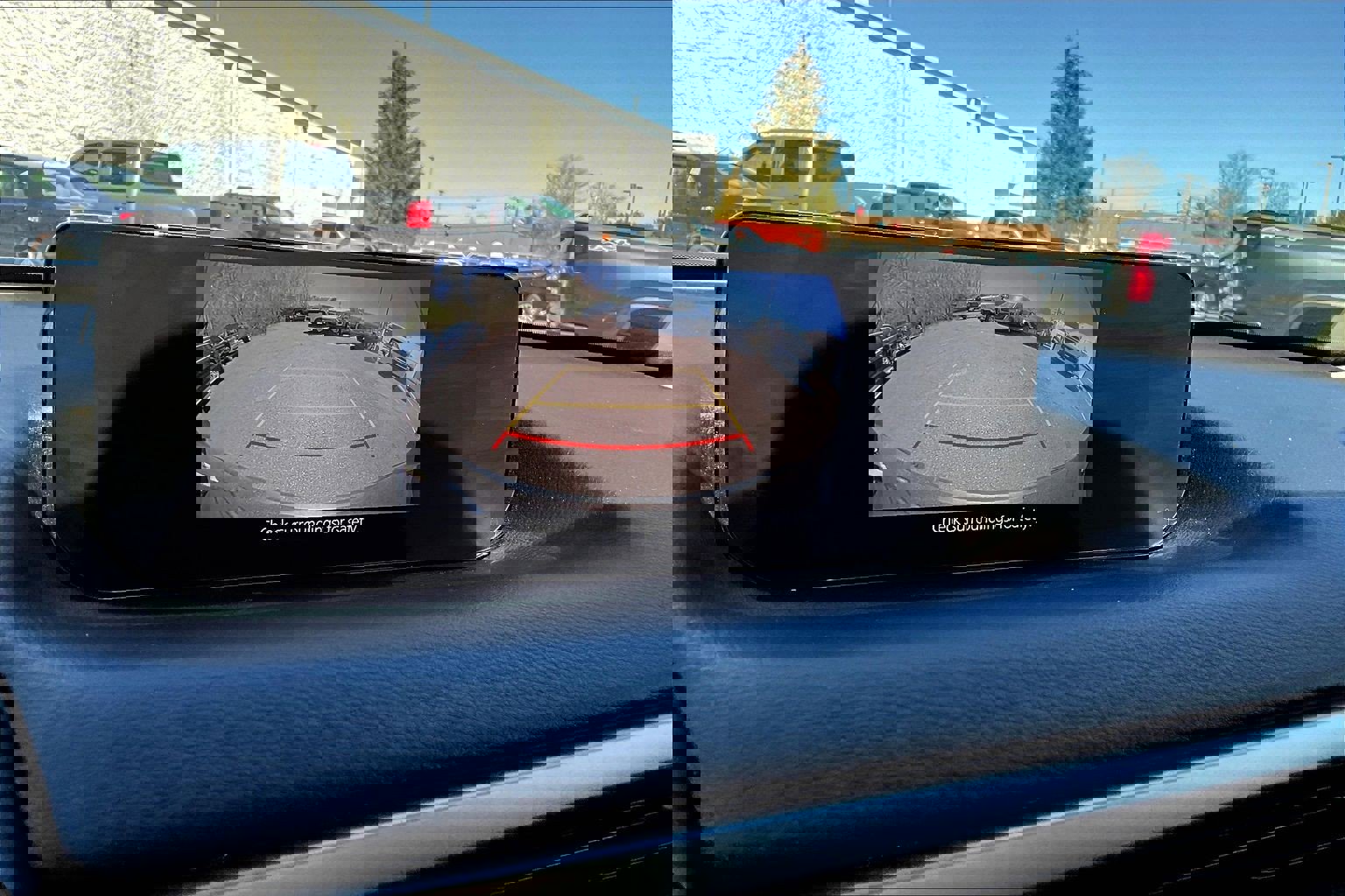 Used 2025 MAZDA CX-50 AWD 2.5 S w/ Premium Package image 9