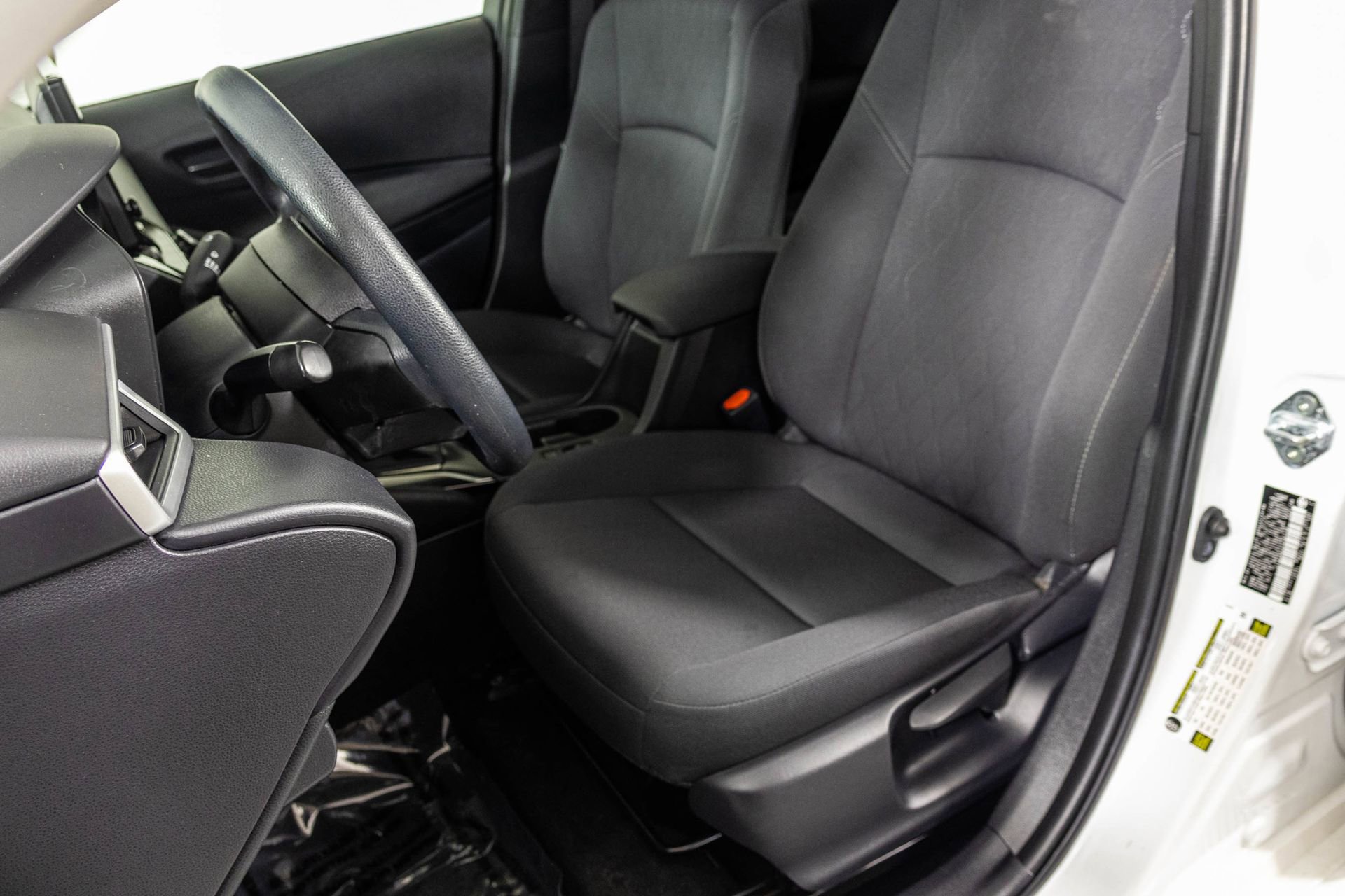 Used 2023 Toyota Corolla LE FWD image 19
