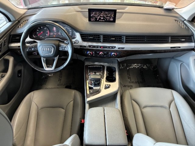 Used 2019 Audi Q7 2.0T Premium w/ Convenience Package AWD/4WD image 3