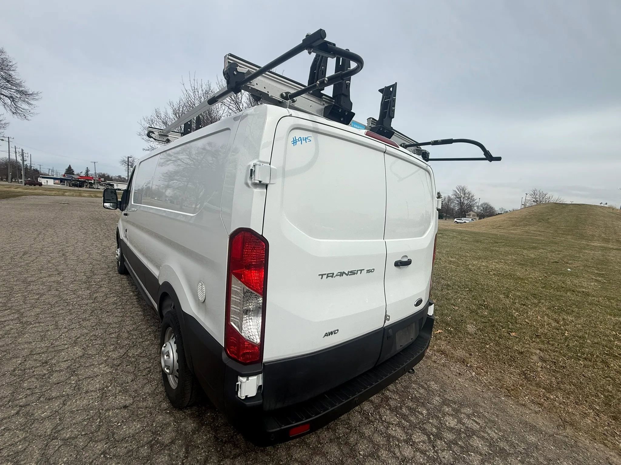 Used 2021 Ford Transit 150 Low Roof AWD image 8