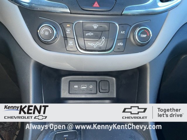 Used 2020 Chevrolet Equinox LS w/ LS Convenience Package image 27