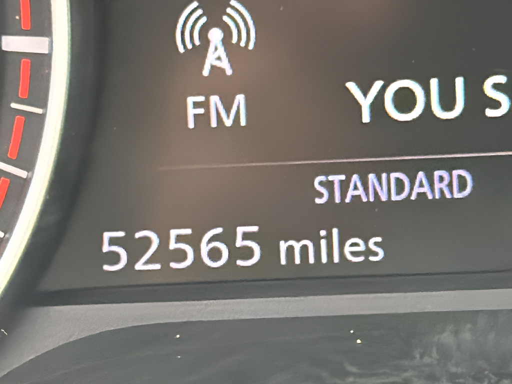 Certified 2024 Nissan Pathfinder SV FWD image 32
