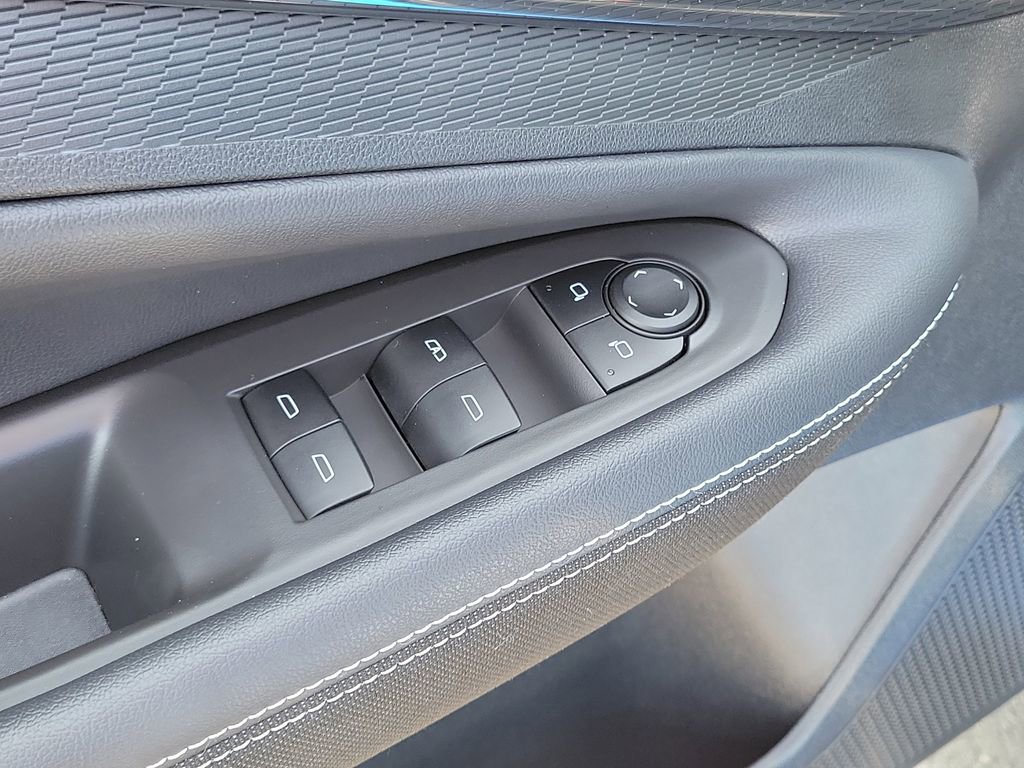 Used 2026 Chevrolet Blazer EV LT image 13