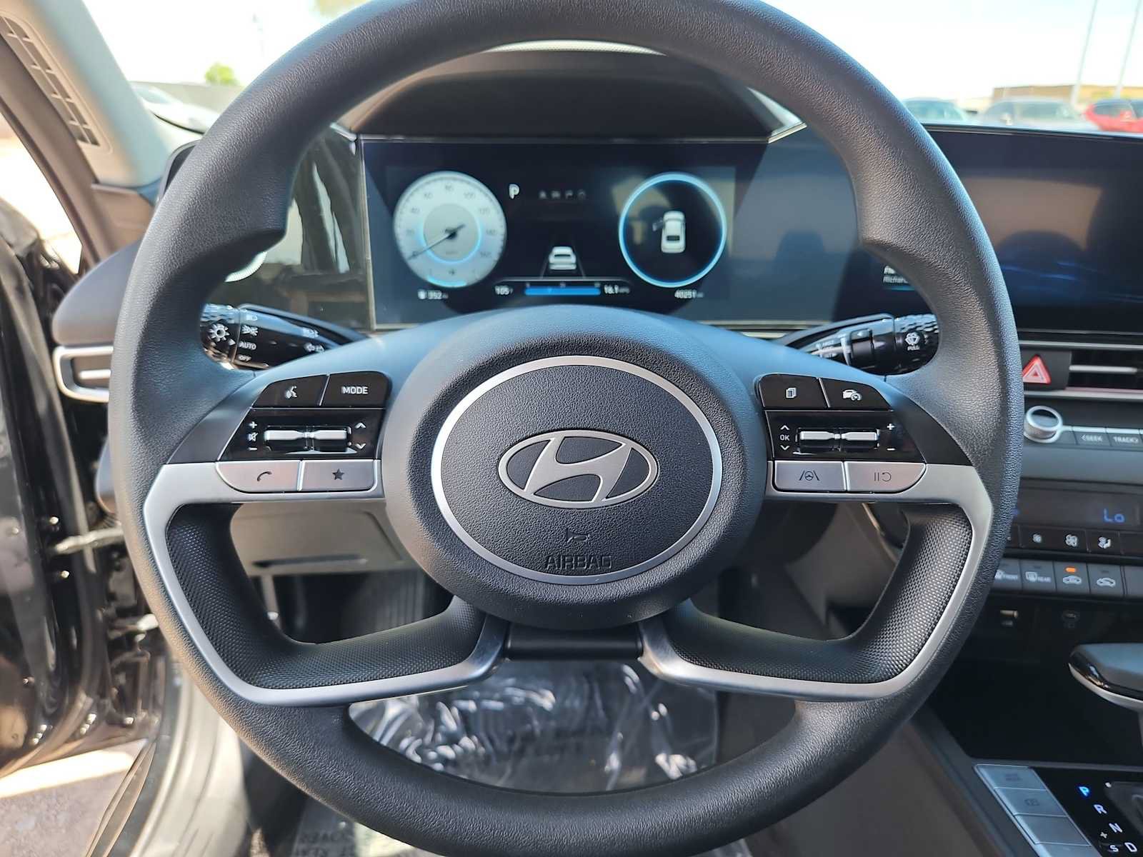 Certified 2024 Hyundai Elantra SEL FWD image 22