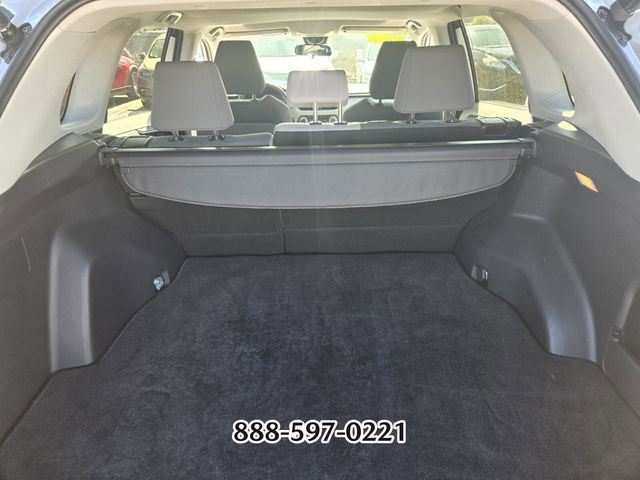 Used 2020 Toyota RAV4 XLE w/ Convenience Package image 17