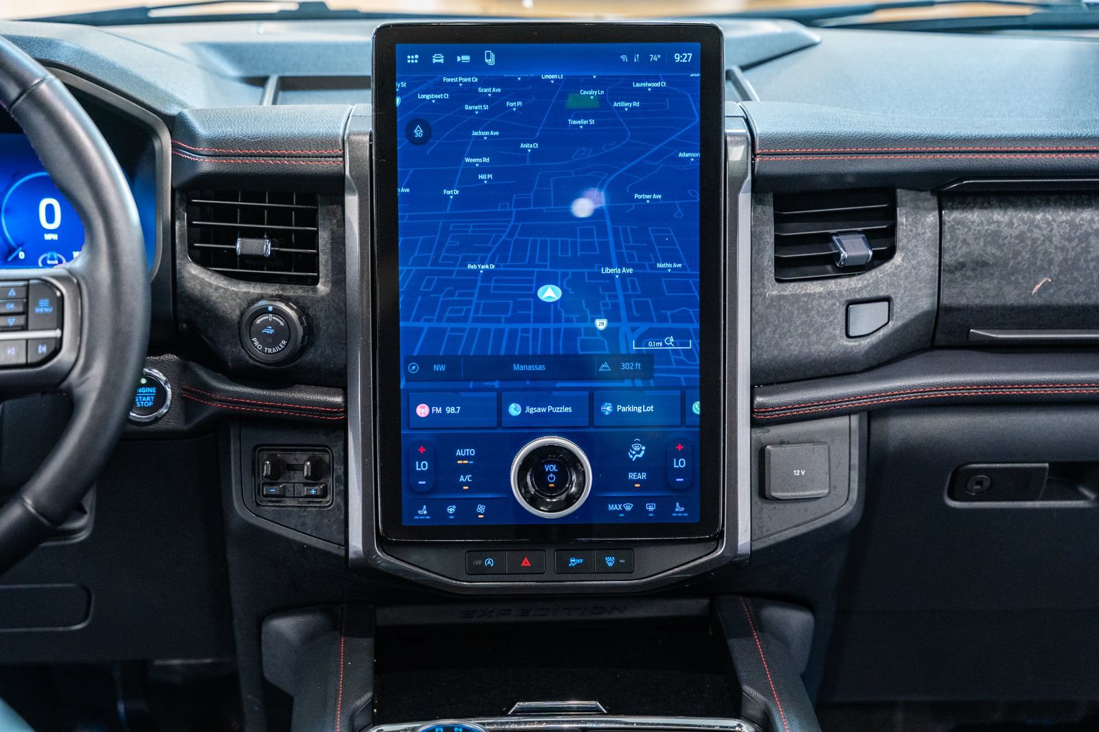 Certified 2024 Ford Expedition Limited AWD/4WD image 23