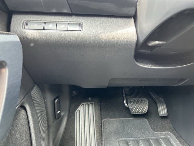 Used 2024 Nissan Pathfinder SL FWD image 18