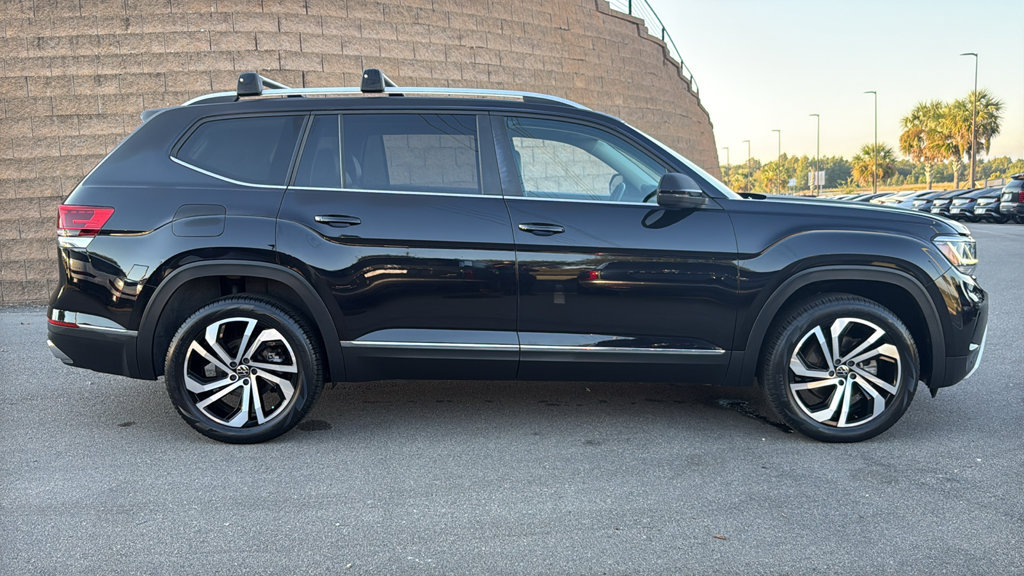 Used 2023 Volkswagen Atlas SEL AWD/4WD image 8