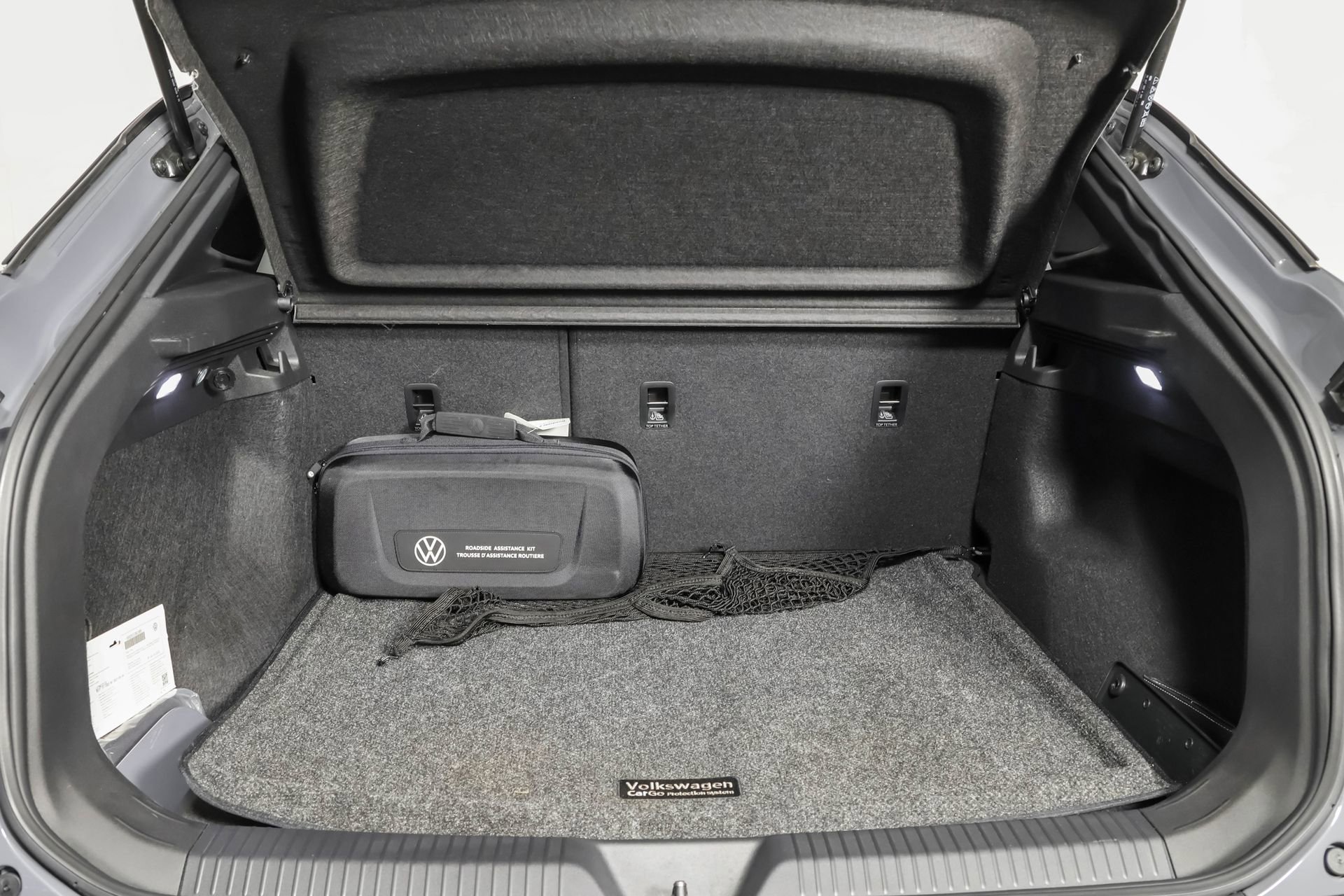 Certified 2023 Volkswagen ID.4 Pro AWD/4WD image 40