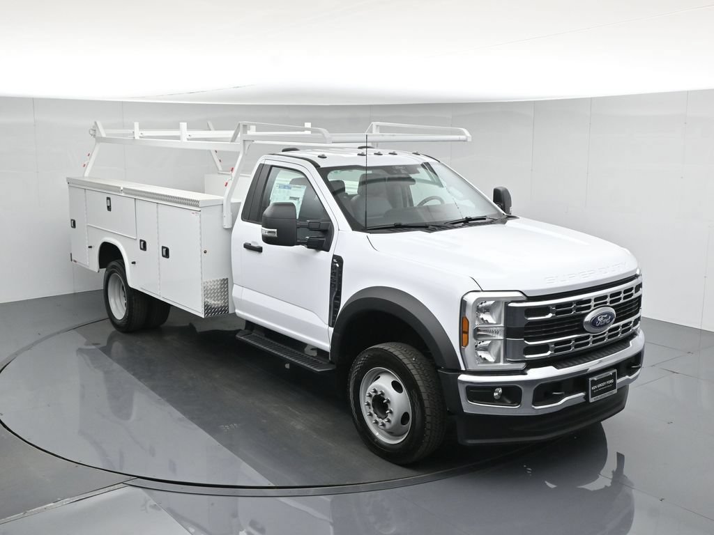 New 2025 Ford F450 XL w/ XL Chrome Package RWD image 43