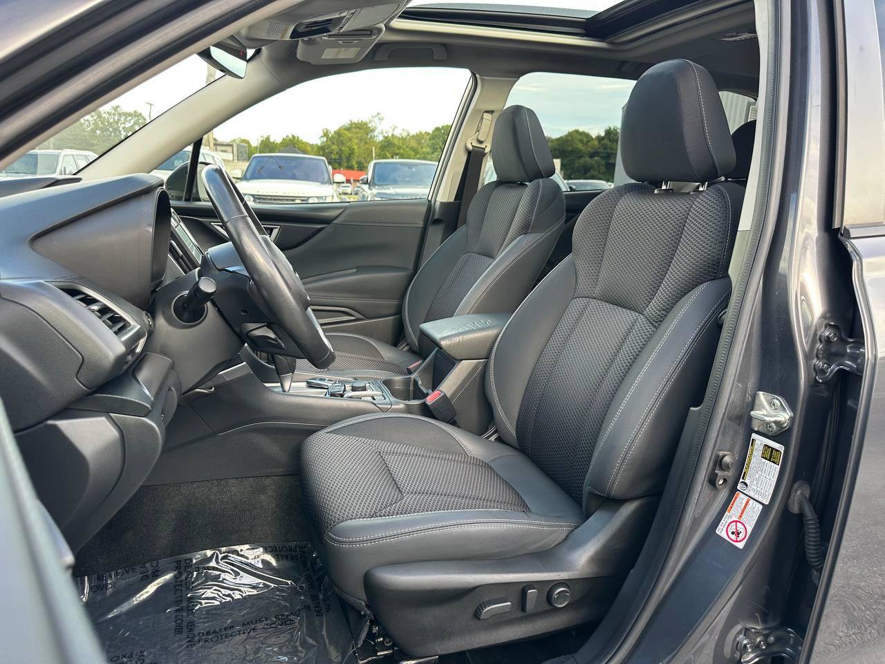 Used 2020 Subaru Forester Premium AWD/4WD image 18