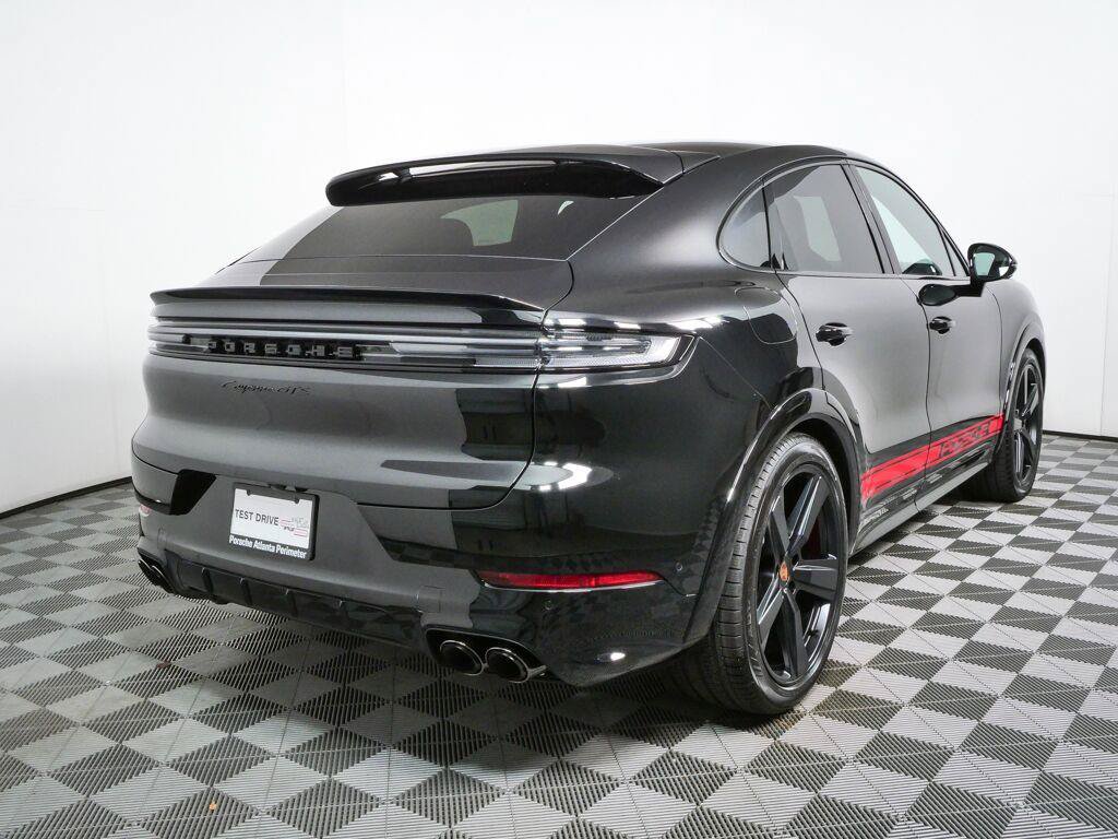 New 2026 Porsche Cayenne GTS AWD/4WD image 29
