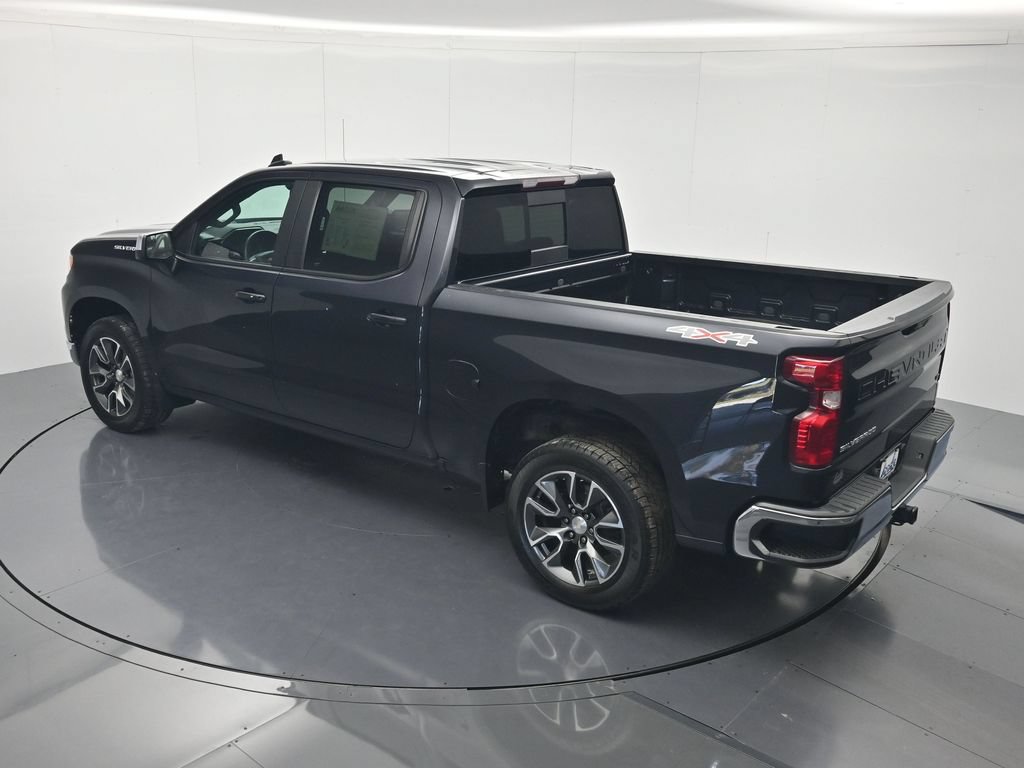 Used 2023 Chevrolet Silverado 1500 LT w/ Convenience Package II AWD/4WD image 34