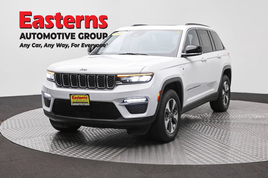 Used 2024 Jeep Grand Cherokee Limited 4xe AWD/4WD image 1