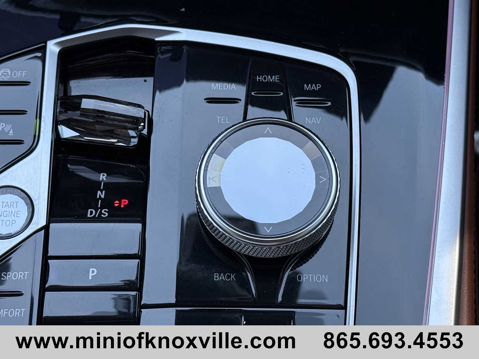 Used 2023 BMW X7 xDrive40i w/ Executive Package image 23