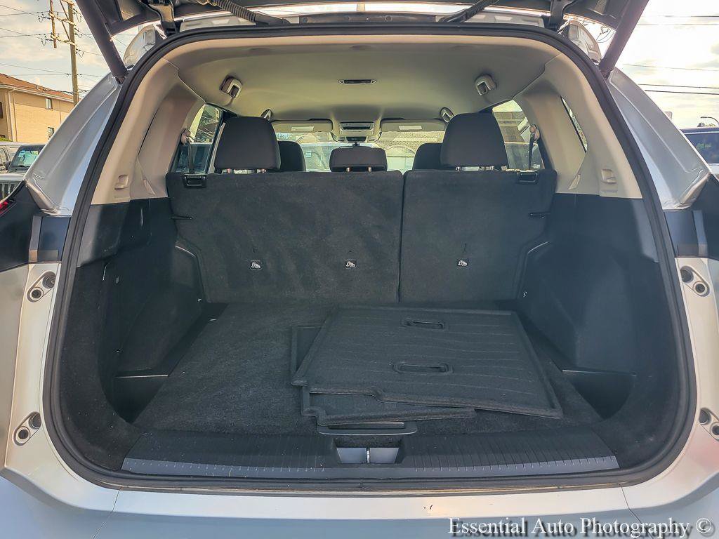 Used 2024 Nissan Rogue SV AWD/4WD image 26