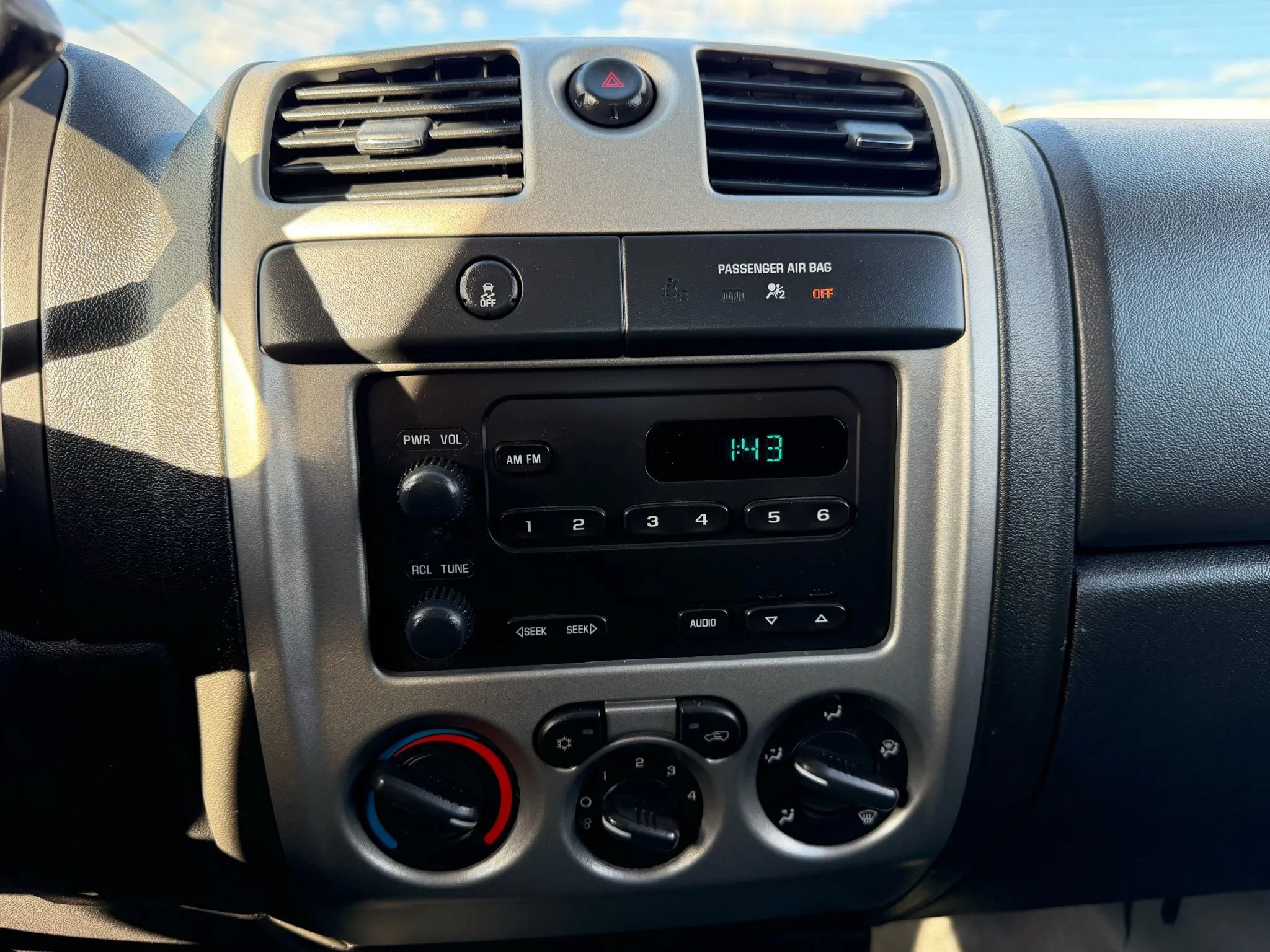Used 2012 Chevrolet Colorado W/T image 13
