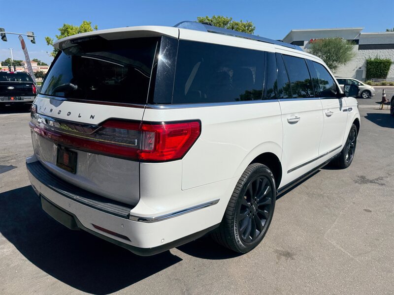 Used 2020 Lincoln Navigator L Reserve w/ Luxury Package AWD/4WD image 20
