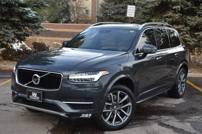 Used 2017 Volvo XC90 T6 Momentum w/ Vision Package AWD/4WD image 1