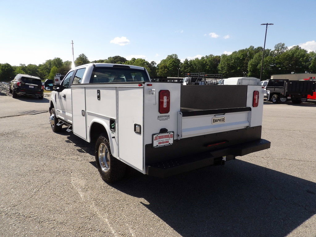 Used 2019 Ford F350 XL w/ Power Equipment Group AWD/4WD image 5